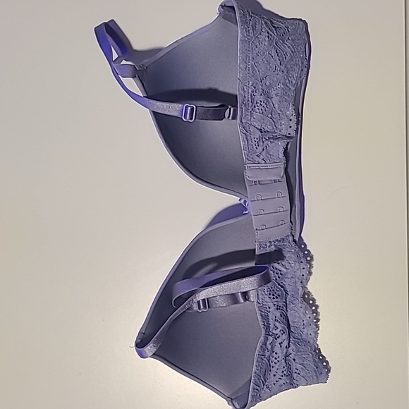 Bra - Picture 2 of 4